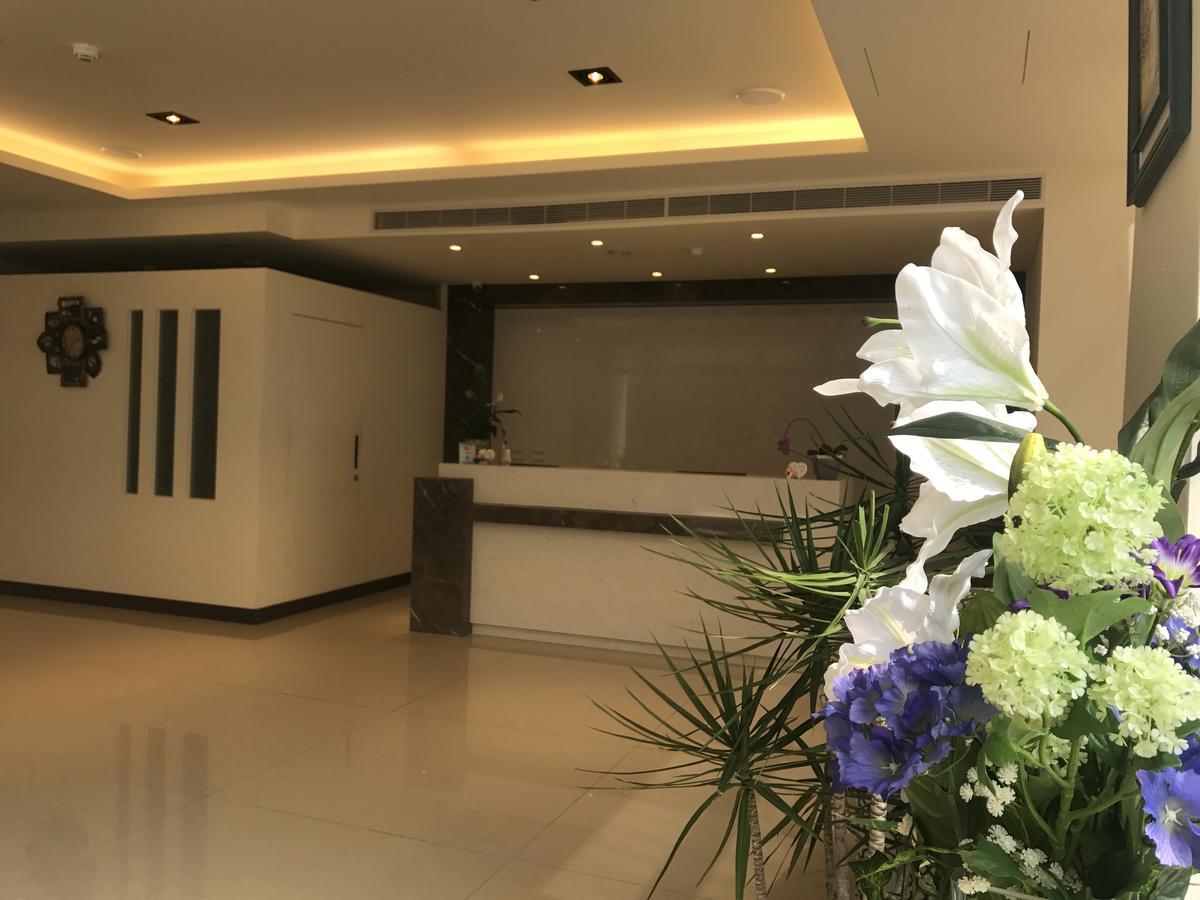 ML Hotel Chiayi Buitenkant foto